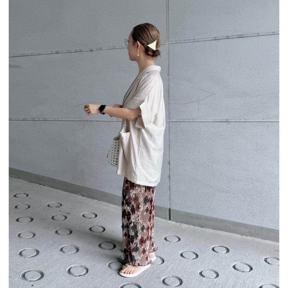 {{.FirstItem.Brand.Name}}({{.FirstItem.Brand.NameKana}})の「{{.FirstItem.Name}}」を使った{{.PostType}}