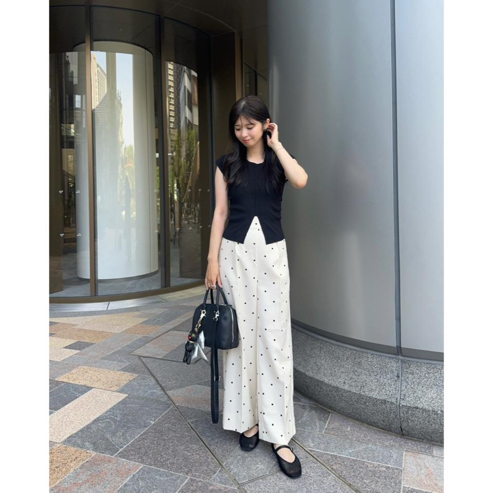 {{.FirstItem.Brand.Name}}({{.FirstItem.Brand.NameKana}})の「{{.FirstItem.Name}}」を使った{{.PostType}}