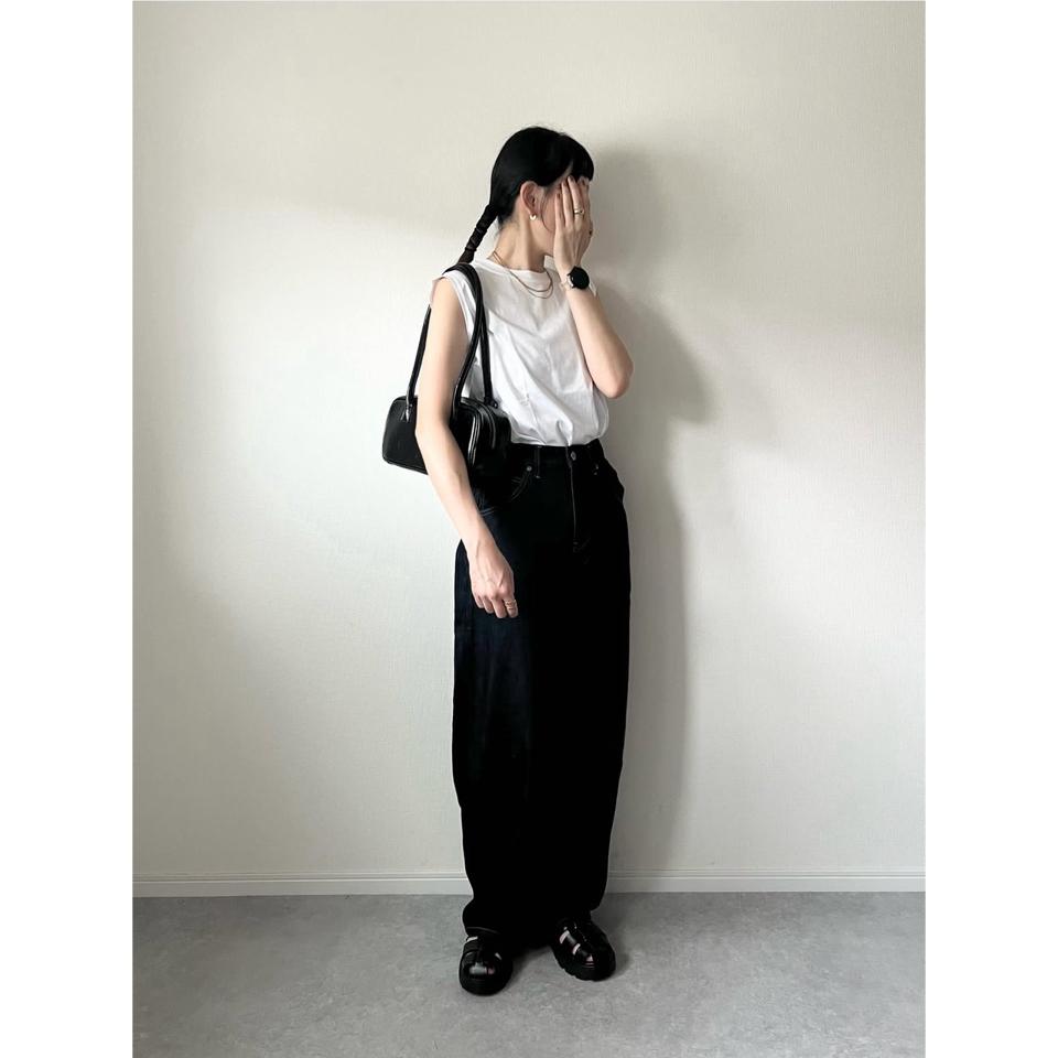 {{.FirstItem.Brand.Name}}({{.FirstItem.Brand.NameKana}})の「{{.FirstItem.Name}}」を使った{{.PostType}}