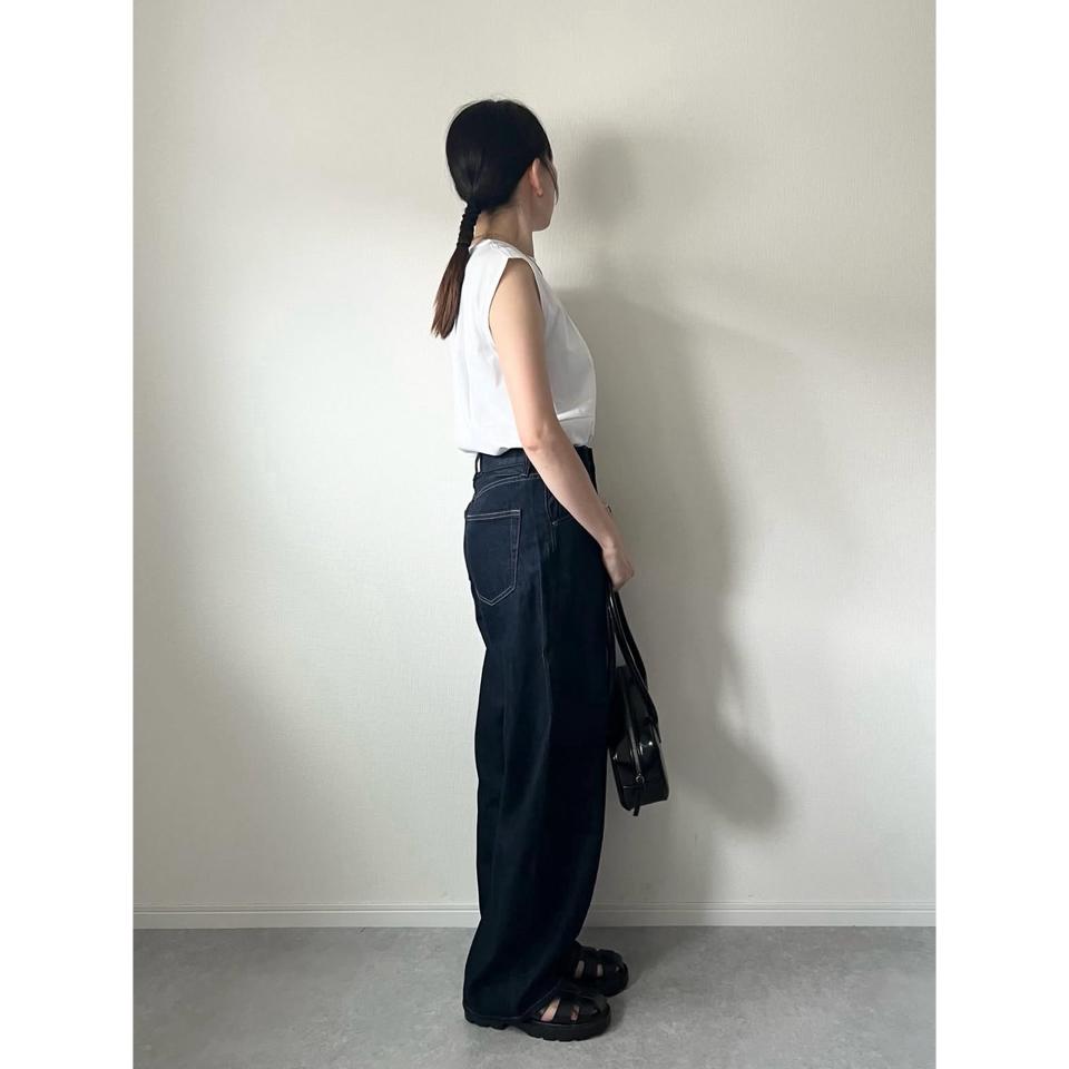 {{.FirstItem.Brand.Name}}({{.FirstItem.Brand.NameKana}})の「{{.FirstItem.Name}}」を使った{{.PostType}}