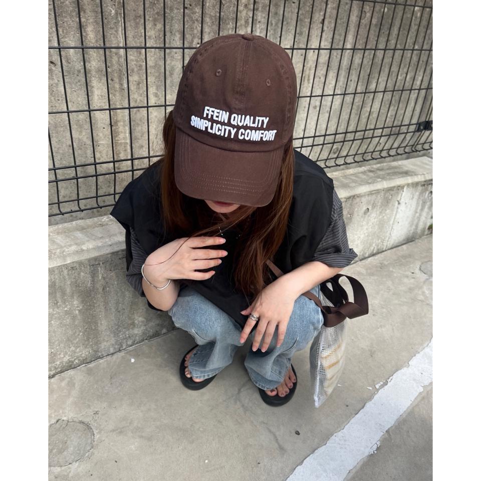 {{.FirstItem.Brand.Name}}({{.FirstItem.Brand.NameKana}})の「{{.FirstItem.Name}}」を使った{{.PostType}}