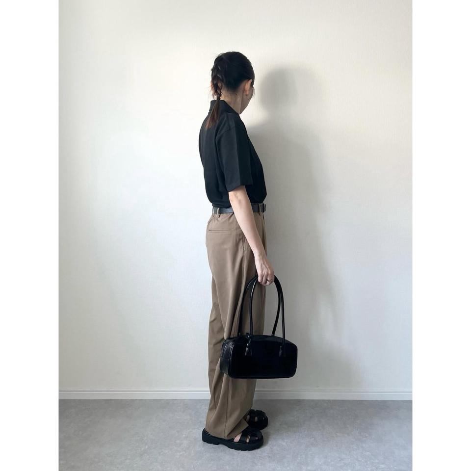 {{.FirstItem.Brand.Name}}({{.FirstItem.Brand.NameKana}})の「{{.FirstItem.Name}}」を使った{{.PostType}}