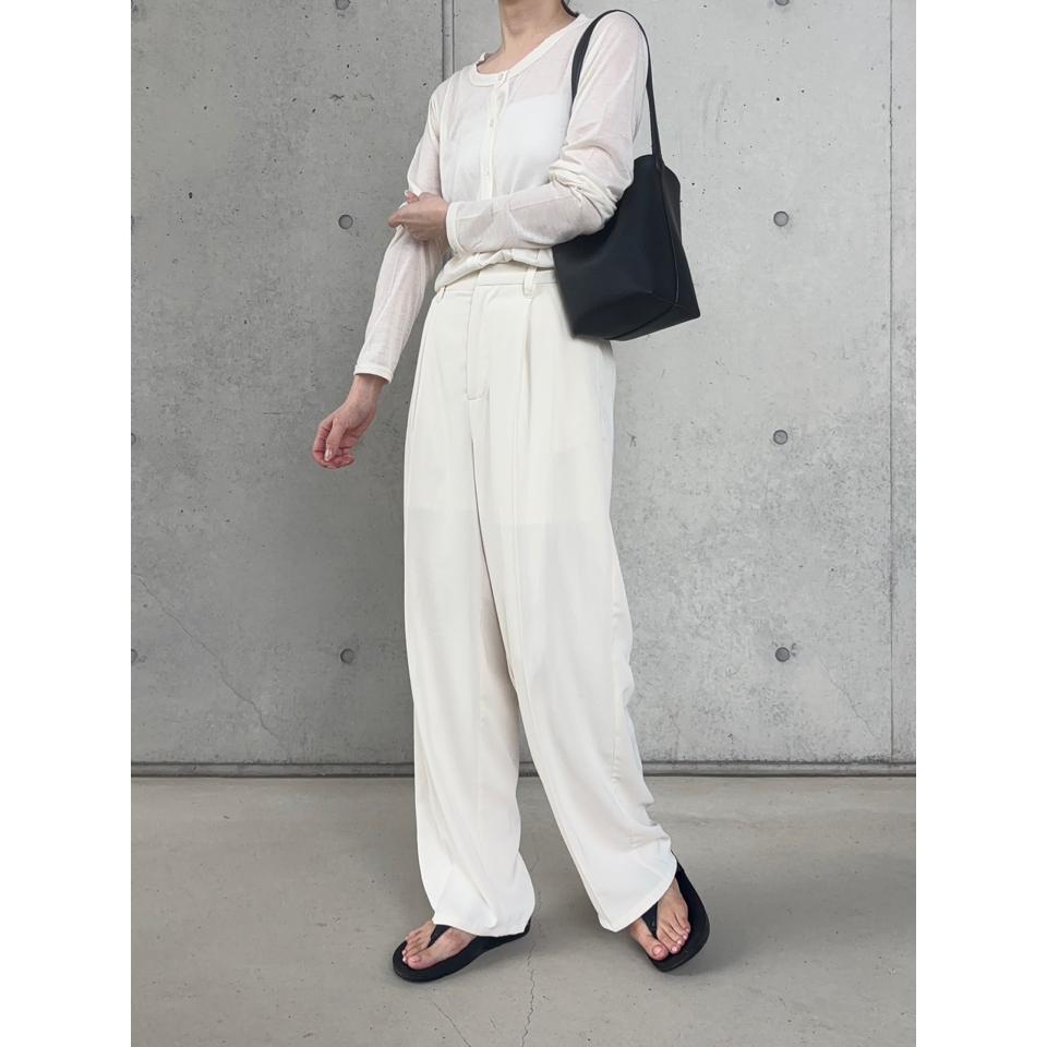{{.FirstItem.Brand.Name}}({{.FirstItem.Brand.NameKana}})の「{{.FirstItem.Name}}」を使った{{.PostType}}