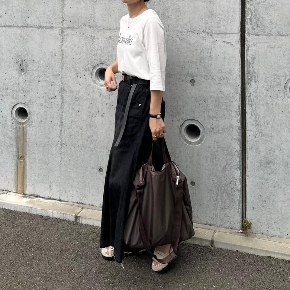 {{.FirstItem.Brand.Name}}({{.FirstItem.Brand.NameKana}})の「{{.FirstItem.Name}}」を使った{{.PostType}}