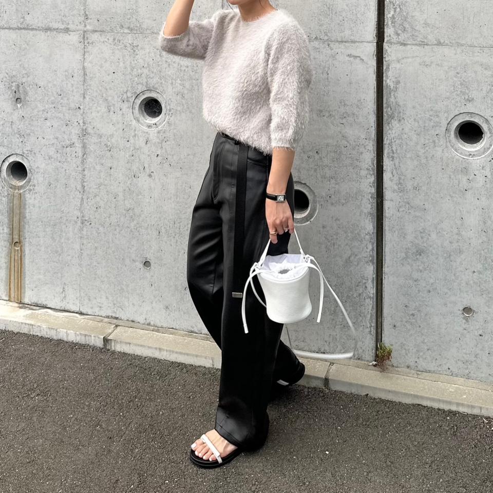 {{.FirstItem.Brand.Name}}({{.FirstItem.Brand.NameKana}})の「{{.FirstItem.Name}}」を使った{{.PostType}}
