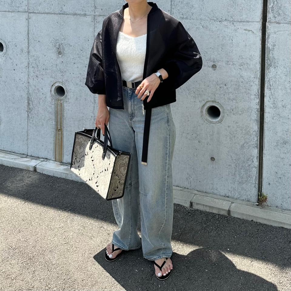 {{.FirstItem.Brand.Name}}({{.FirstItem.Brand.NameKana}})の「{{.FirstItem.Name}}」を使った{{.PostType}}