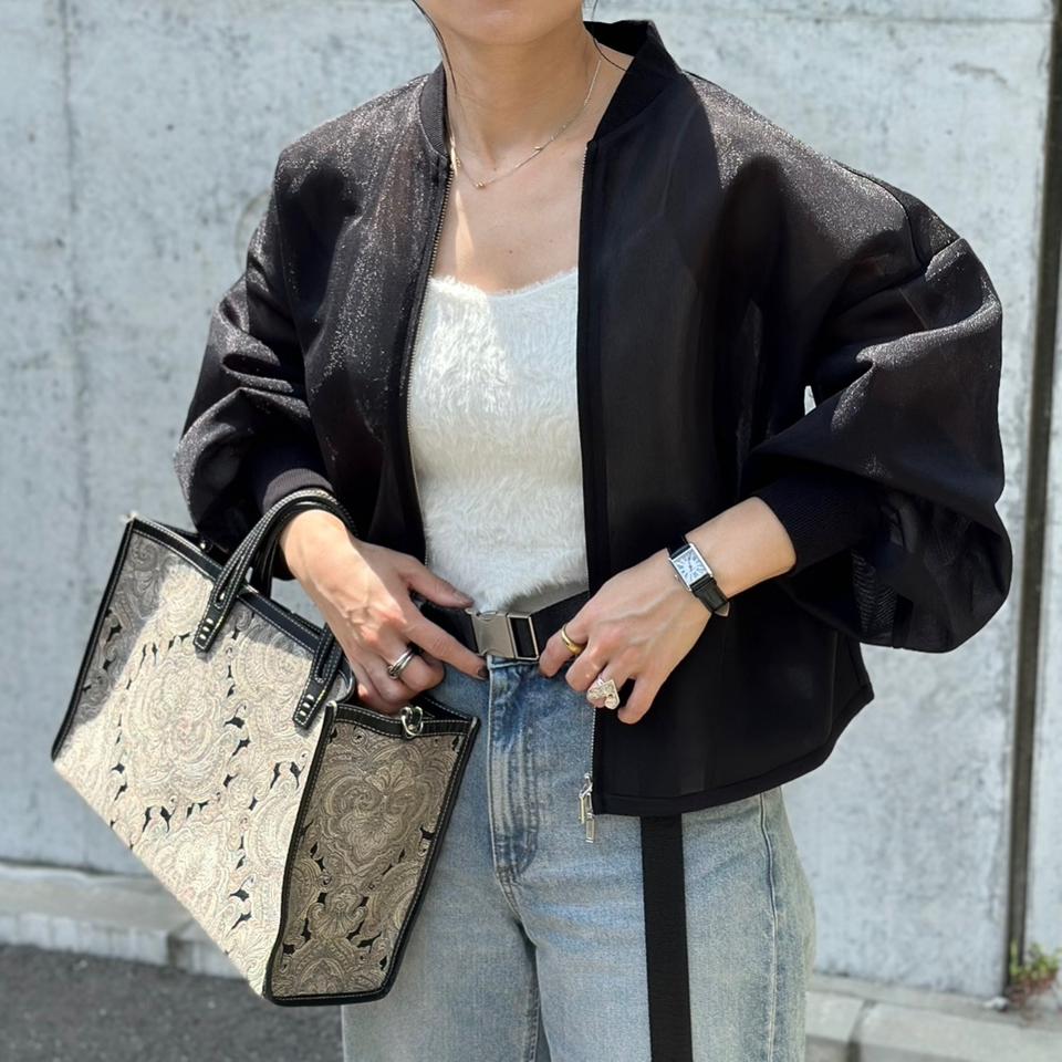 {{.FirstItem.Brand.Name}}({{.FirstItem.Brand.NameKana}})の「{{.FirstItem.Name}}」を使った{{.PostType}}