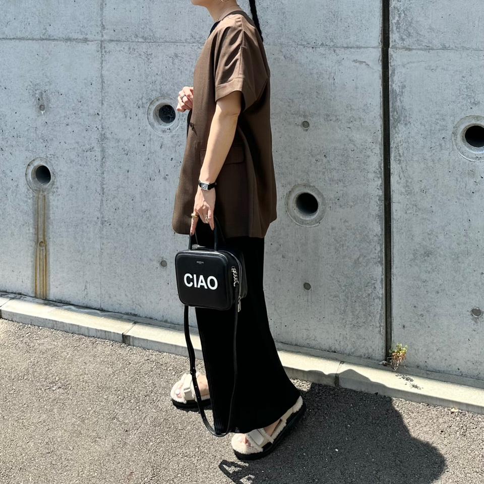 {{.FirstItem.Brand.Name}}({{.FirstItem.Brand.NameKana}})の「{{.FirstItem.Name}}」を使った{{.PostType}}