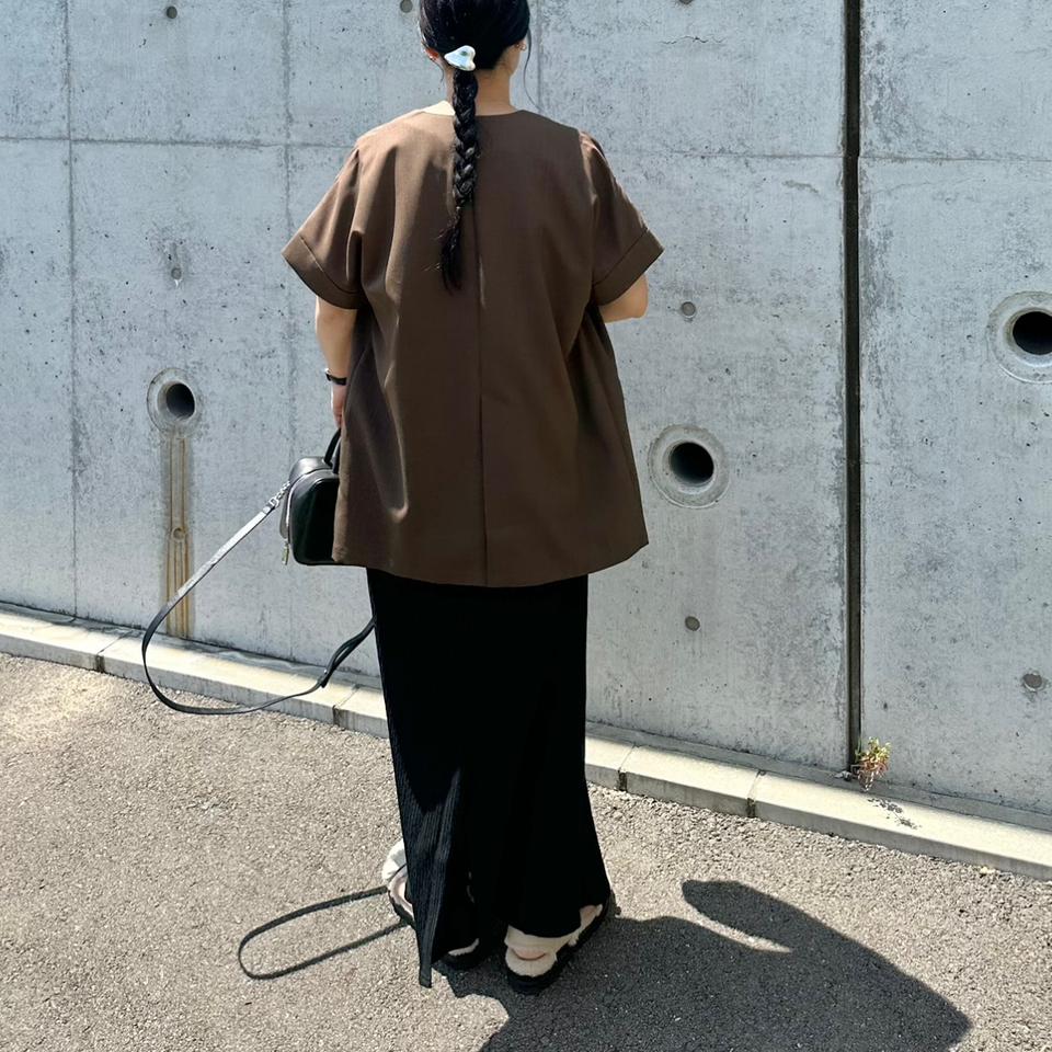 {{.FirstItem.Brand.Name}}({{.FirstItem.Brand.NameKana}})の「{{.FirstItem.Name}}」を使った{{.PostType}}