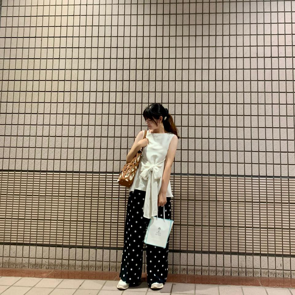 {{.FirstItem.Brand.Name}}({{.FirstItem.Brand.NameKana}})の「{{.FirstItem.Name}}」を使った{{.PostType}}
