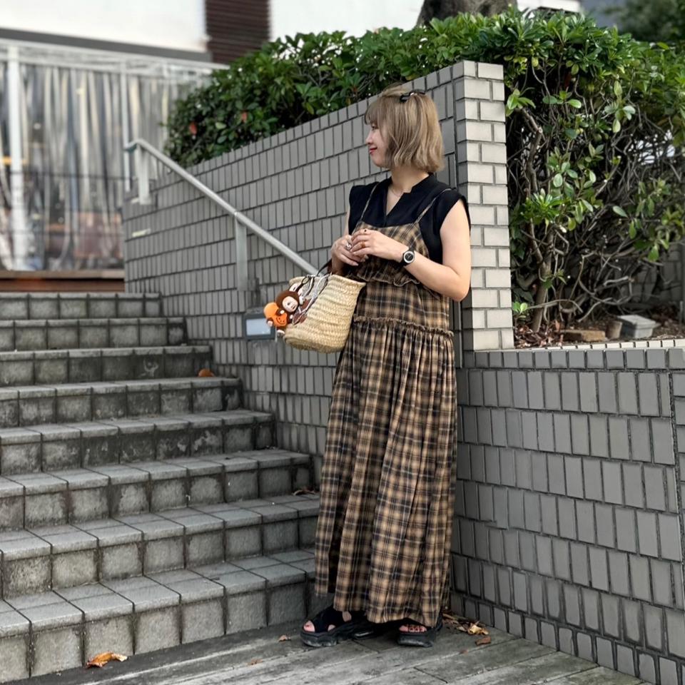 {{.FirstItem.Brand.Name}}({{.FirstItem.Brand.NameKana}})の「{{.FirstItem.Name}}」を使った{{.PostType}}