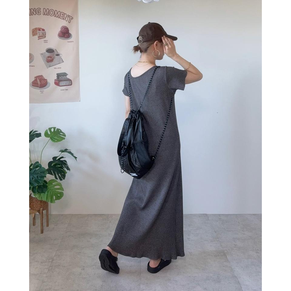 {{.FirstItem.Brand.Name}}({{.FirstItem.Brand.NameKana}})の「{{.FirstItem.Name}}」を使った{{.PostType}}