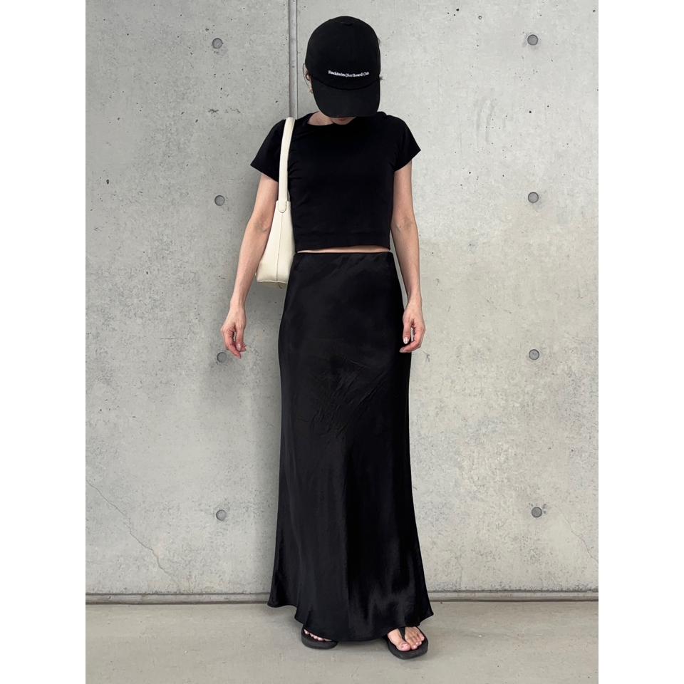 {{.FirstItem.Brand.Name}}({{.FirstItem.Brand.NameKana}})の「{{.FirstItem.Name}}」を使った{{.PostType}}