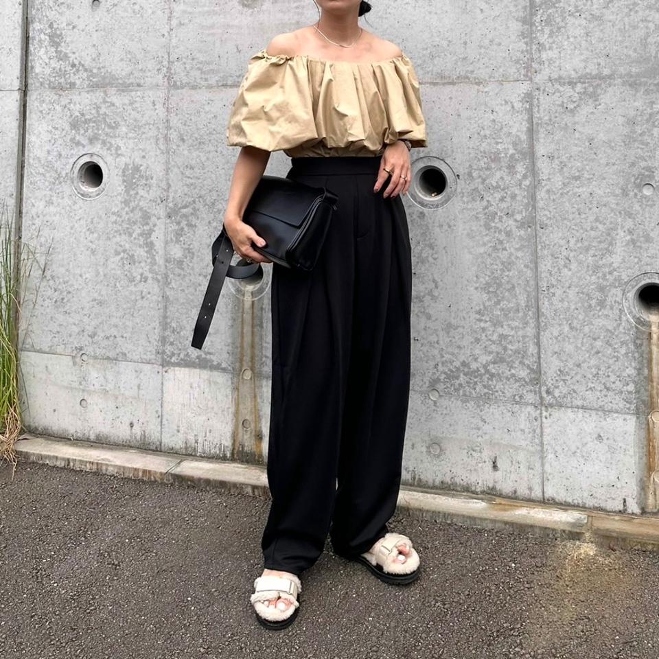 {{.FirstItem.Brand.Name}}({{.FirstItem.Brand.NameKana}})の「{{.FirstItem.Name}}」を使った{{.PostType}}