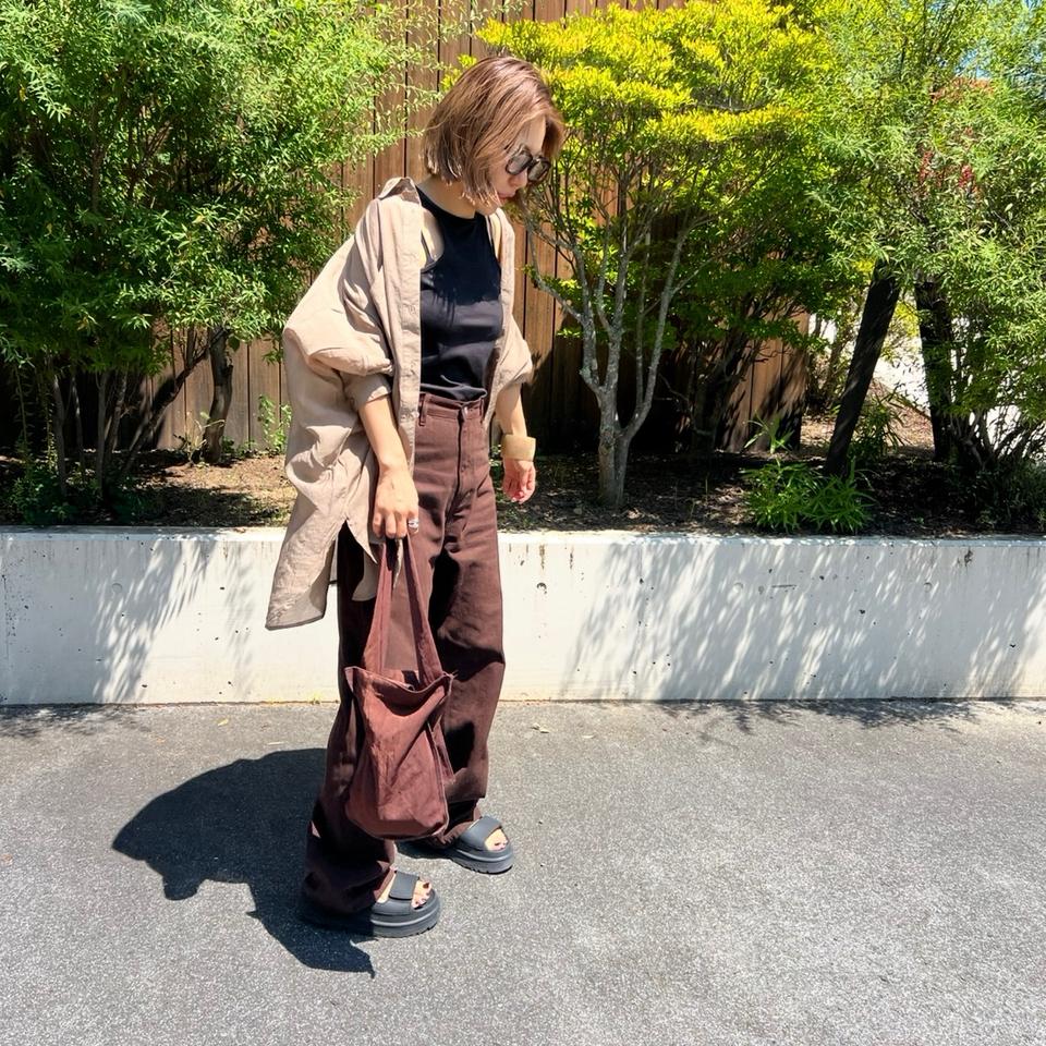 {{.FirstItem.Brand.Name}}({{.FirstItem.Brand.NameKana}})の「{{.FirstItem.Name}}」を使った{{.PostType}}