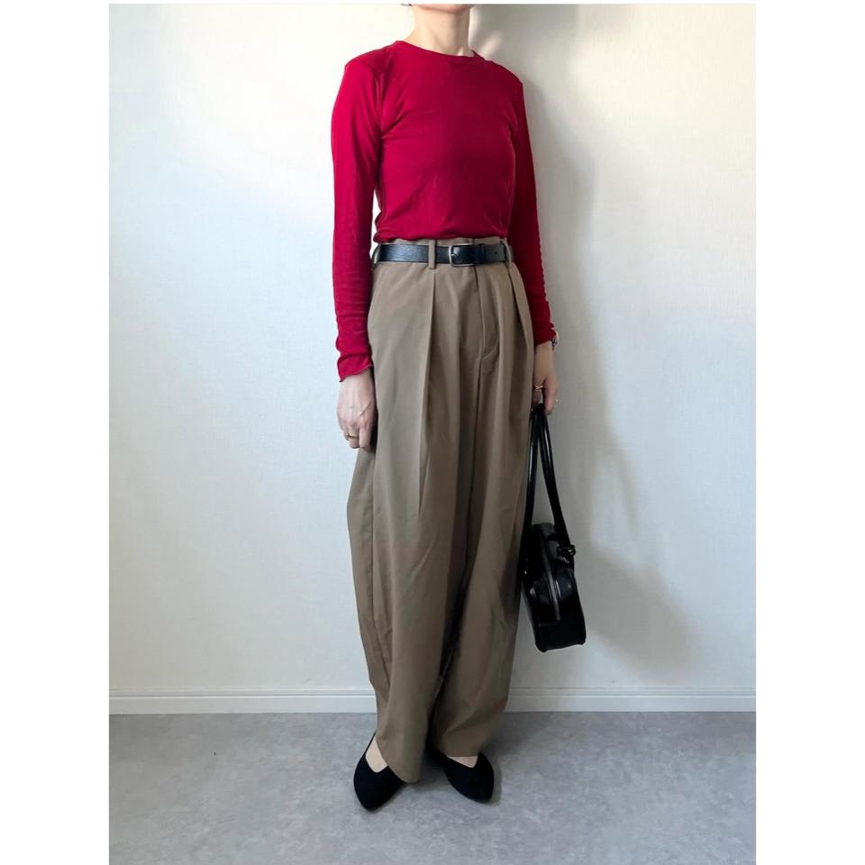 {{.FirstItem.Brand.Name}}({{.FirstItem.Brand.NameKana}})の「{{.FirstItem.Name}}」を使った{{.PostType}}