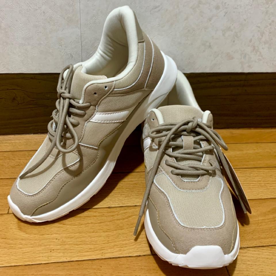 {{.FirstItem.Brand.Name}}({{.FirstItem.Brand.NameKana}})の「{{.FirstItem.Name}}」を使った{{.PostType}}
