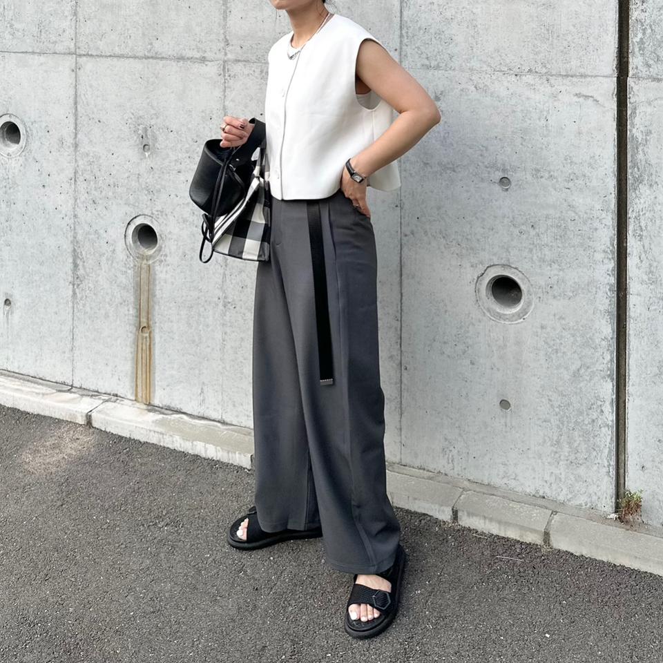 {{.FirstItem.Brand.Name}}({{.FirstItem.Brand.NameKana}})の「{{.FirstItem.Name}}」を使った{{.PostType}}