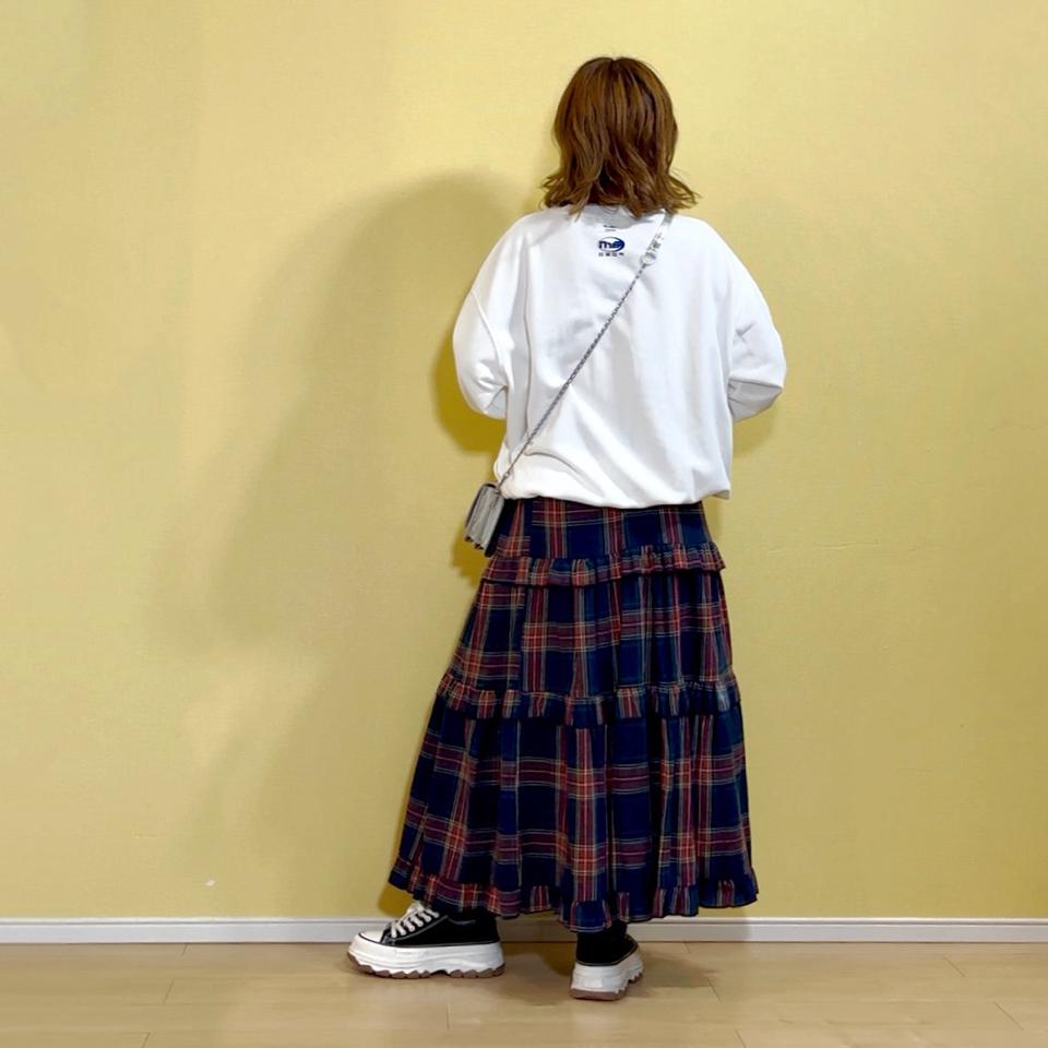 {{.FirstItem.Brand.Name}}({{.FirstItem.Brand.NameKana}})の「{{.FirstItem.Name}}」を使った{{.PostType}}
