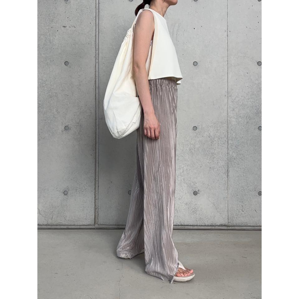 {{.FirstItem.Brand.Name}}({{.FirstItem.Brand.NameKana}})の「{{.FirstItem.Name}}」を使った{{.PostType}}