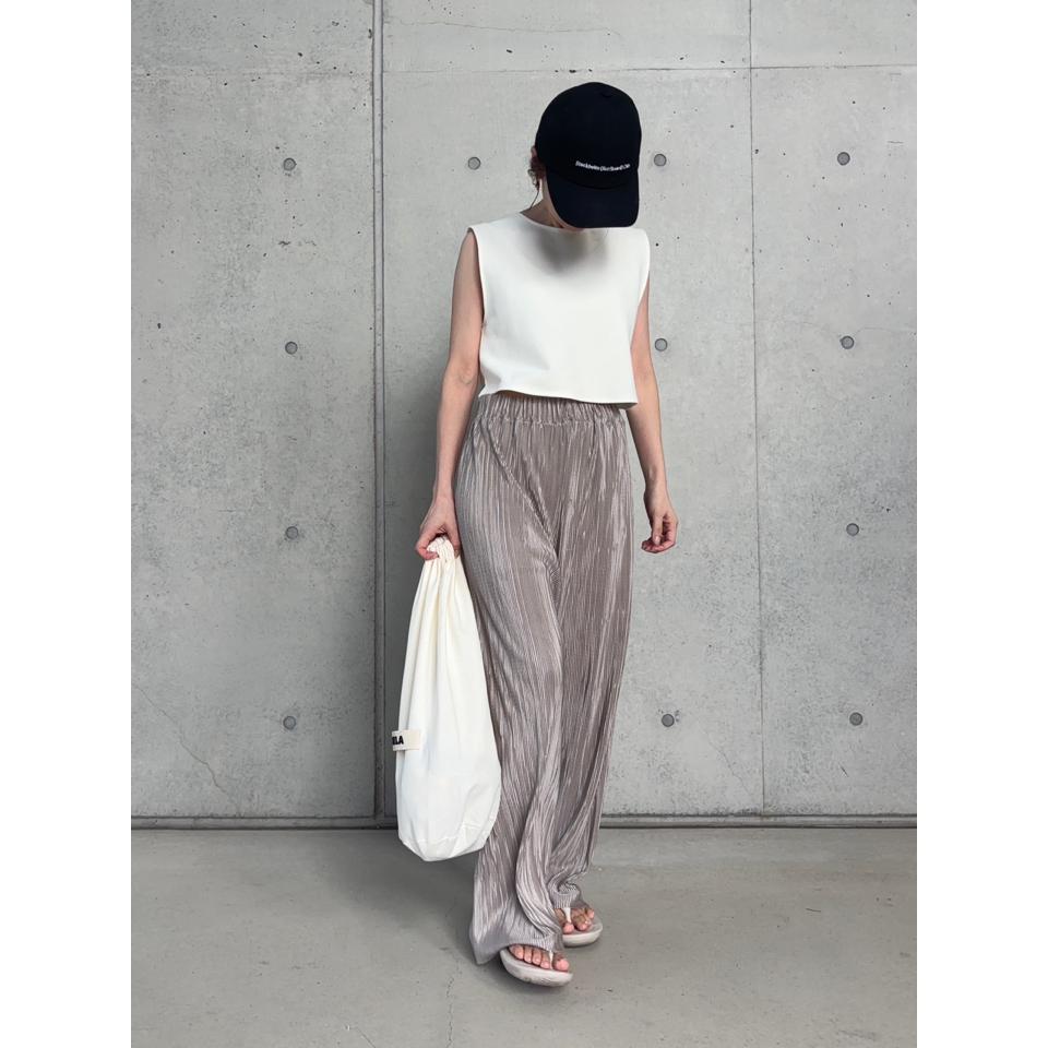 {{.FirstItem.Brand.Name}}({{.FirstItem.Brand.NameKana}})の「{{.FirstItem.Name}}」を使った{{.PostType}}
