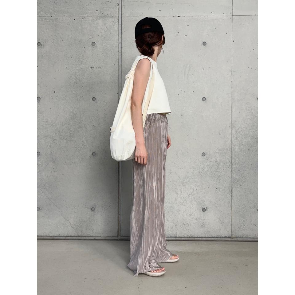 {{.FirstItem.Brand.Name}}({{.FirstItem.Brand.NameKana}})の「{{.FirstItem.Name}}」を使った{{.PostType}}
