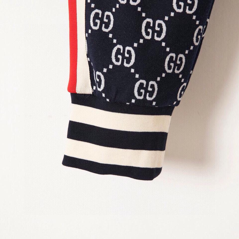 {{.FirstItem.Brand.Name}}({{.FirstItem.Brand.NameKana}})の「{{.FirstItem.Name}}」を使った{{.PostType}}
