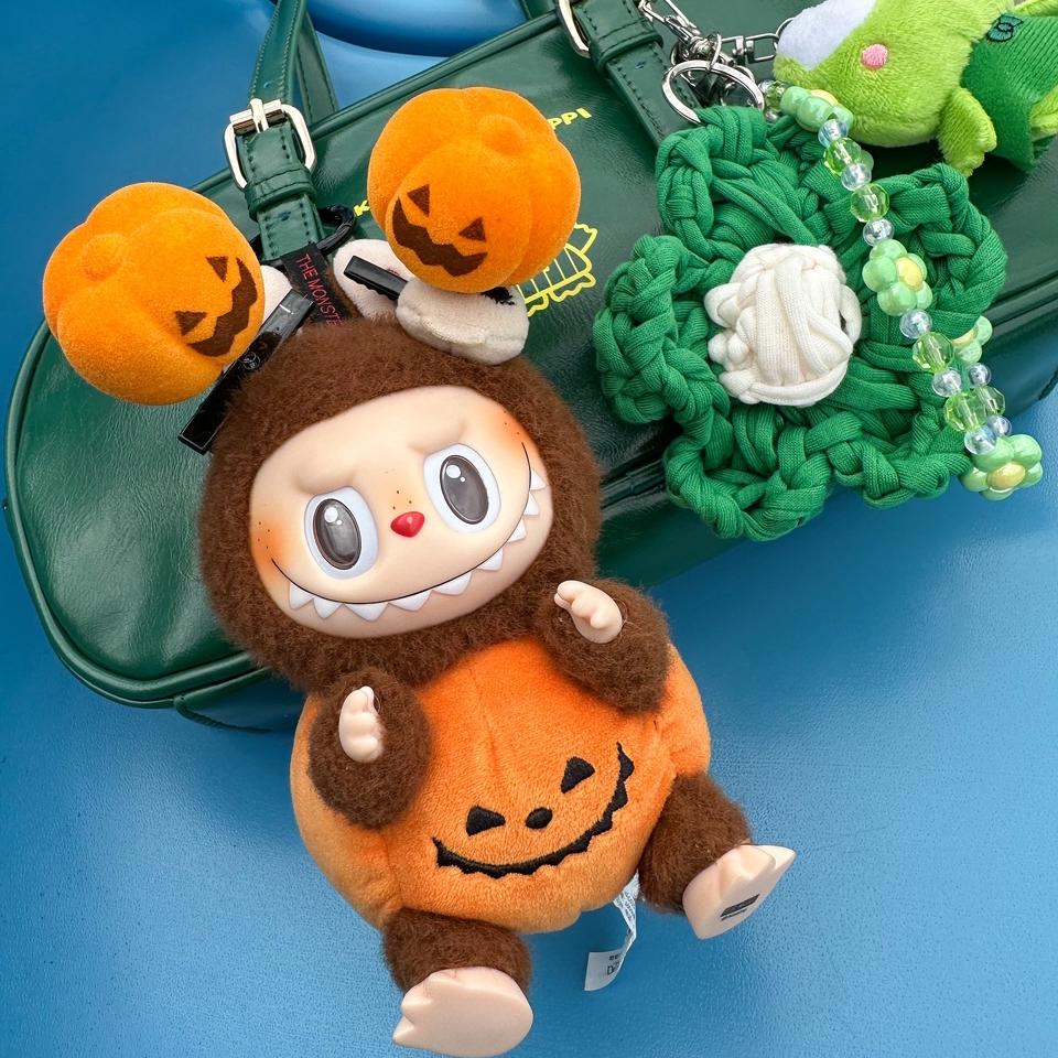{{.FirstItem.Brand.Name}}({{.FirstItem.Brand.NameKana}})の「{{.FirstItem.Name}}」を使った{{.PostType}}