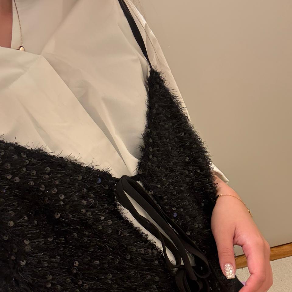 {{.FirstItem.Brand.Name}}({{.FirstItem.Brand.NameKana}})の「{{.FirstItem.Name}}」を使った{{.PostType}}
