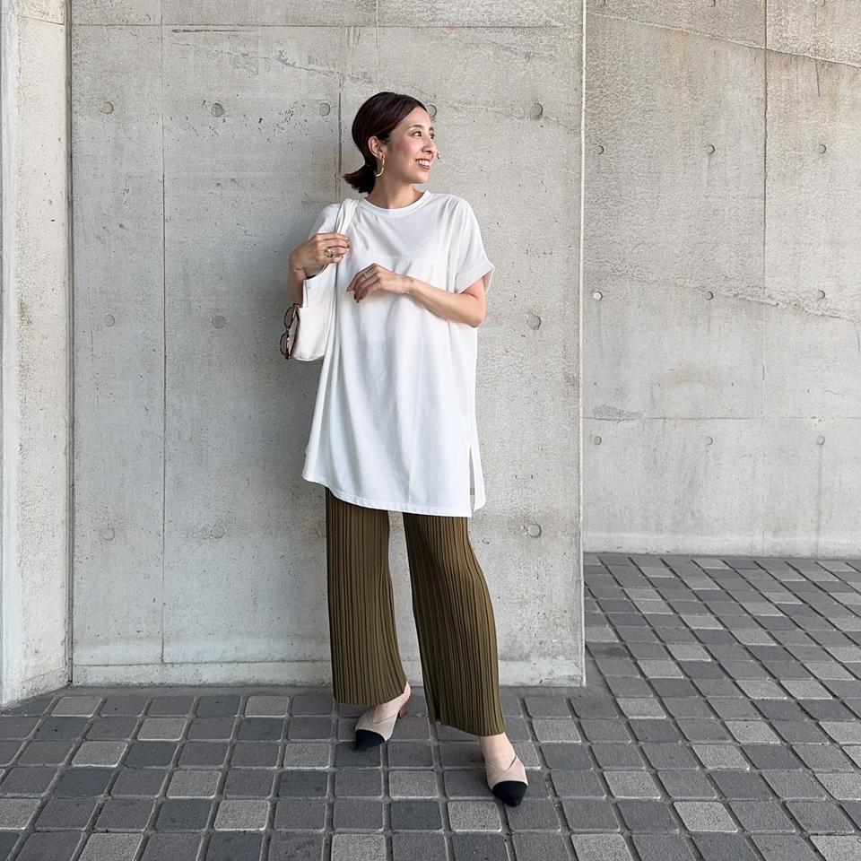 {{.FirstItem.Brand.Name}}({{.FirstItem.Brand.NameKana}})の「{{.FirstItem.Name}}」を使った{{.PostType}}