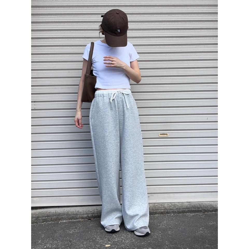{{.FirstItem.Brand.Name}}({{.FirstItem.Brand.NameKana}})の「{{.FirstItem.Name}}」を使った{{.PostType}}