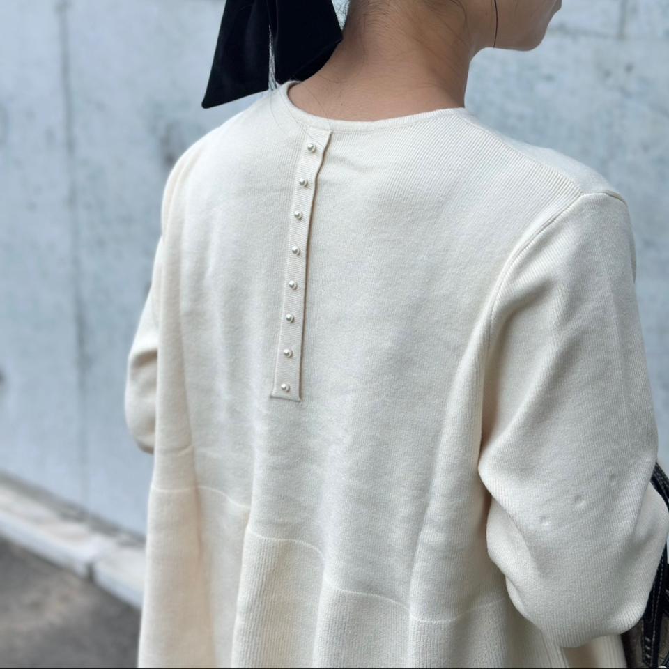 {{.FirstItem.Brand.Name}}({{.FirstItem.Brand.NameKana}})の「{{.FirstItem.Name}}」を使った{{.PostType}}