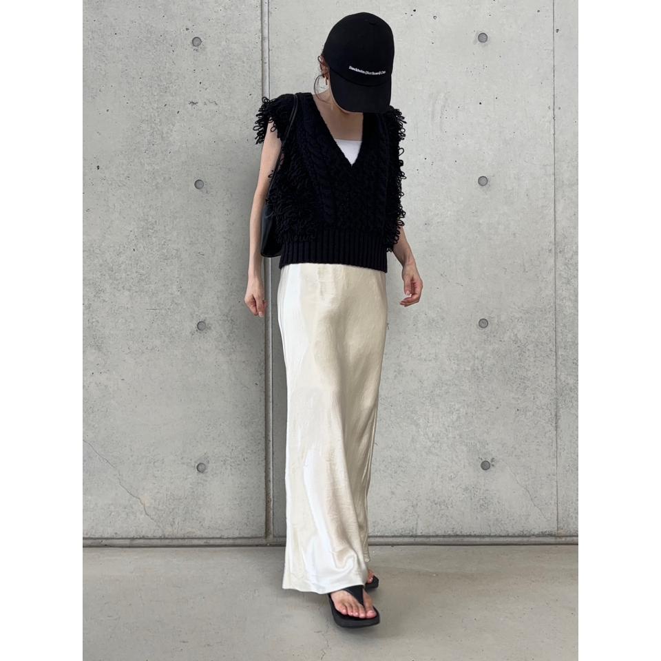 {{.FirstItem.Brand.Name}}({{.FirstItem.Brand.NameKana}})の「{{.FirstItem.Name}}」を使った{{.PostType}}