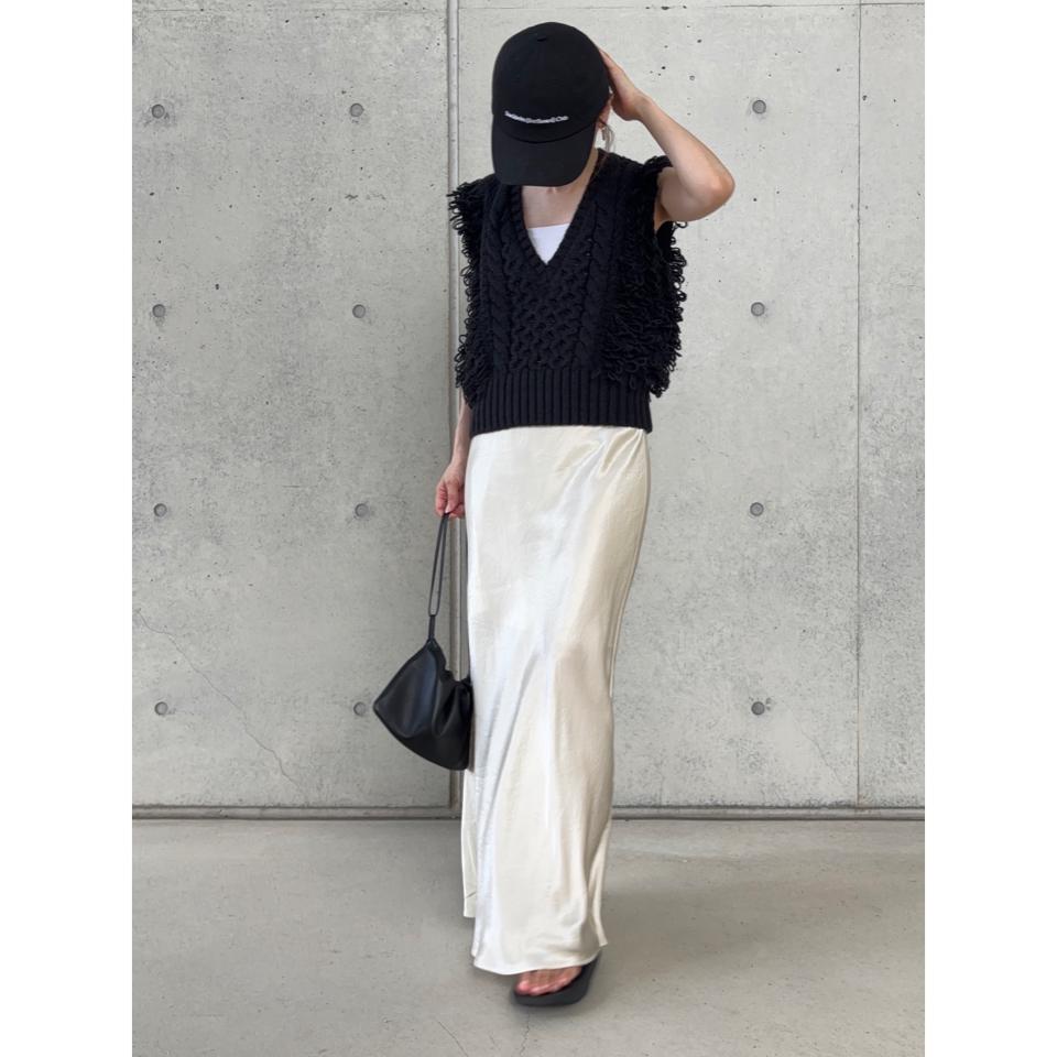 {{.FirstItem.Brand.Name}}({{.FirstItem.Brand.NameKana}})の「{{.FirstItem.Name}}」を使った{{.PostType}}