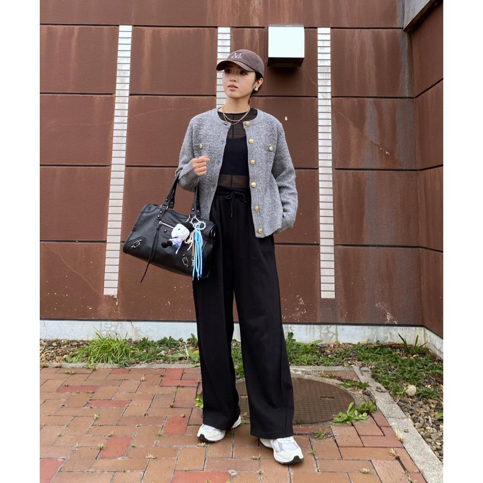 {{.FirstItem.Brand.Name}}({{.FirstItem.Brand.NameKana}})の「{{.FirstItem.Name}}」を使った{{.PostType}}