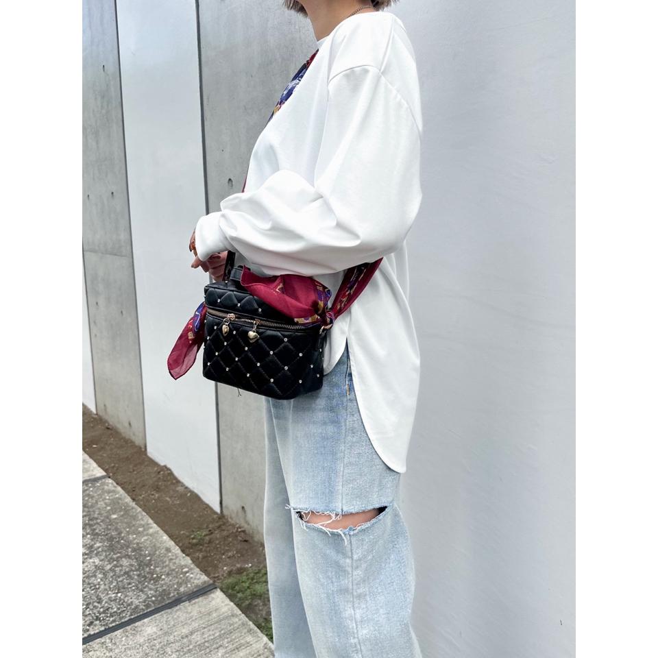 {{.FirstItem.Brand.Name}}({{.FirstItem.Brand.NameKana}})の「{{.FirstItem.Name}}」を使った{{.PostType}}