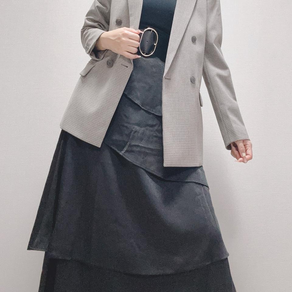 {{.FirstItem.Brand.Name}}({{.FirstItem.Brand.NameKana}})の「{{.FirstItem.Name}}」を使った{{.PostType}}