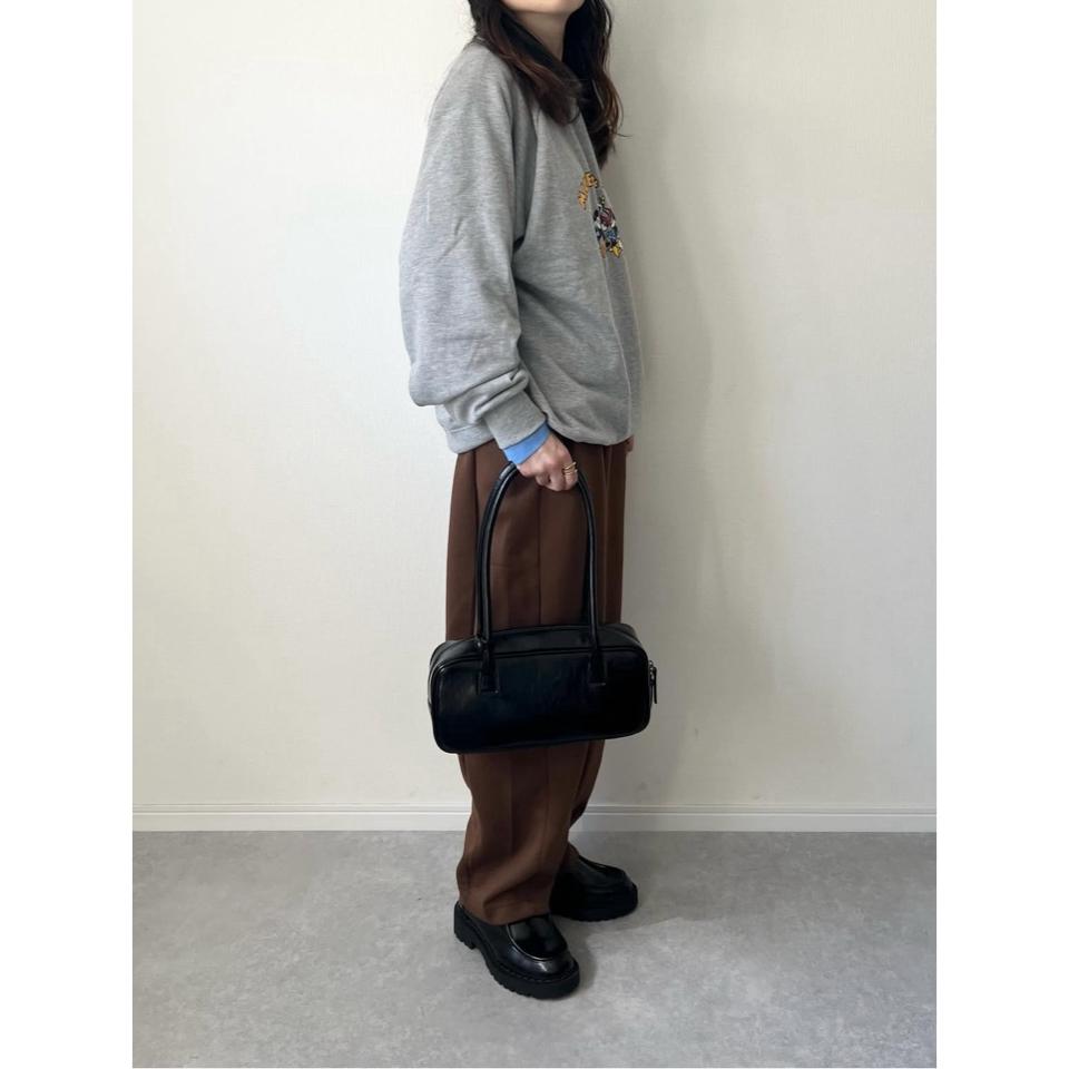 {{.FirstItem.Brand.Name}}({{.FirstItem.Brand.NameKana}})の「{{.FirstItem.Name}}」を使った{{.PostType}}