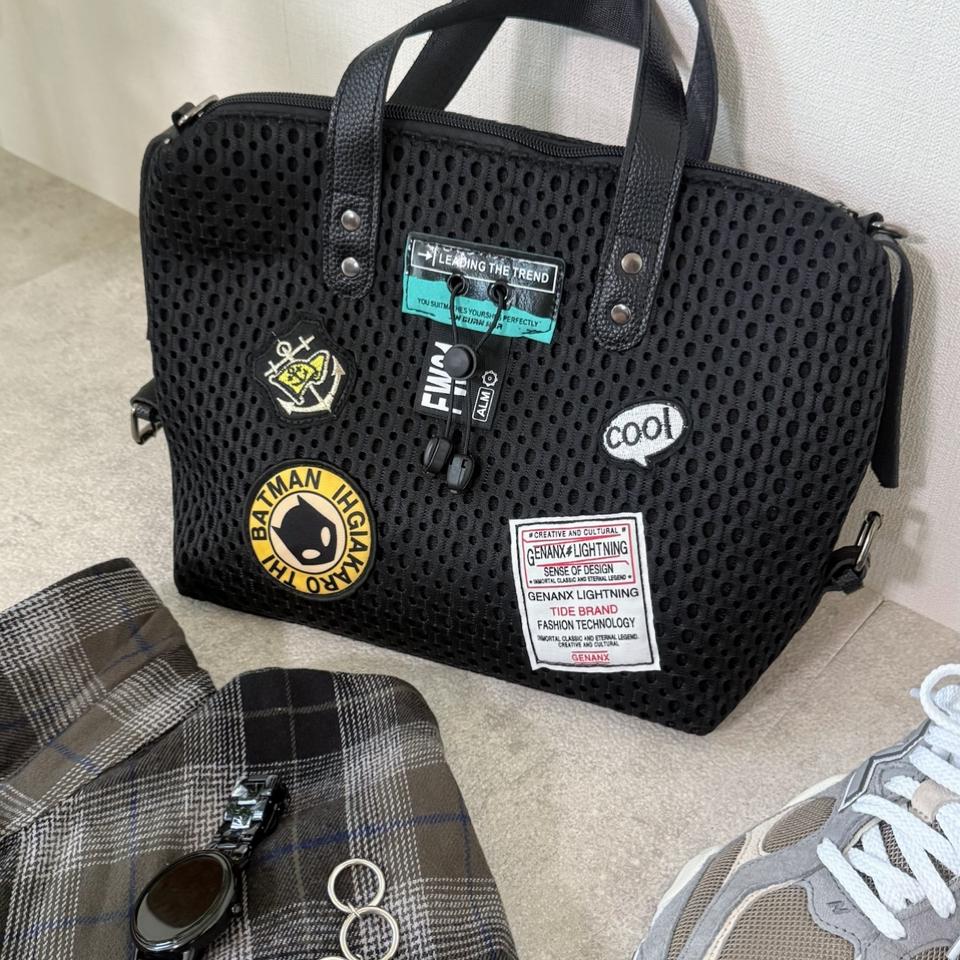{{.FirstItem.Brand.Name}}({{.FirstItem.Brand.NameKana}})の「{{.FirstItem.Name}}」を使った{{.PostType}}