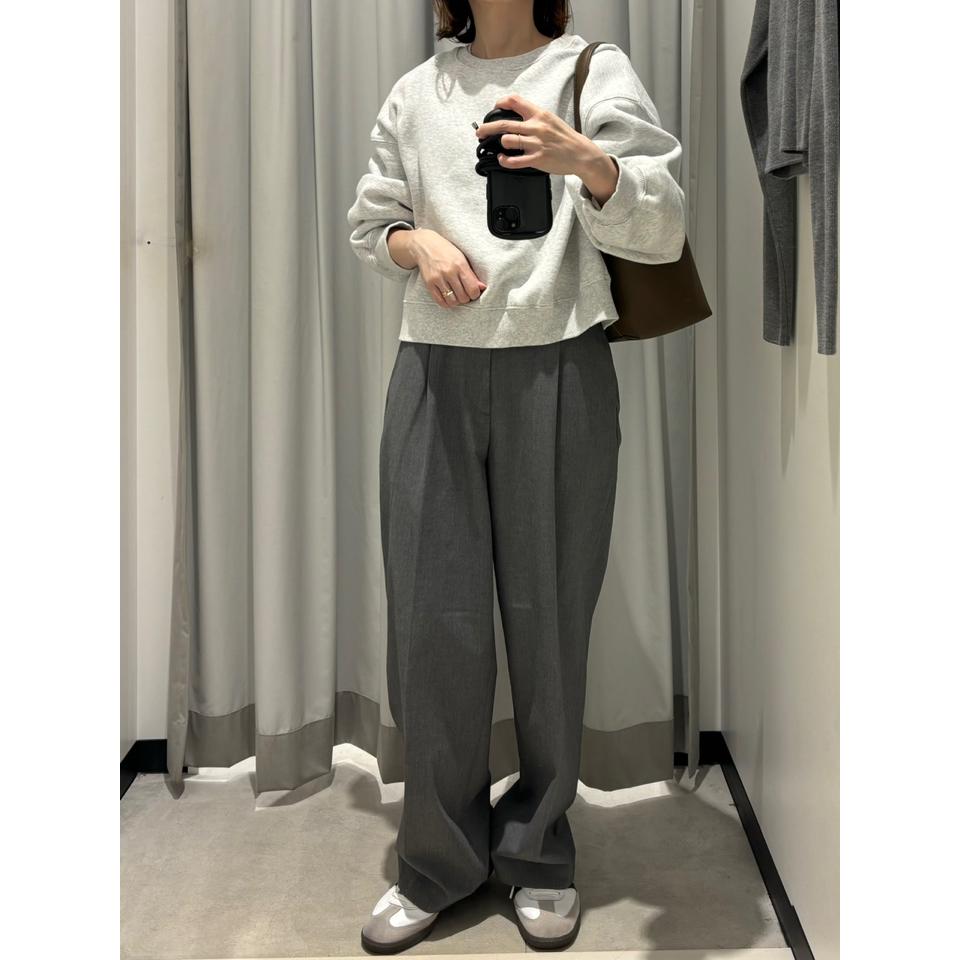 {{.FirstItem.Brand.Name}}({{.FirstItem.Brand.NameKana}})の「{{.FirstItem.Name}}」を使った{{.PostType}}