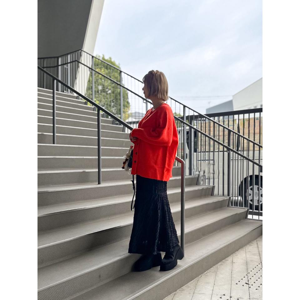 {{.FirstItem.Brand.Name}}({{.FirstItem.Brand.NameKana}})の「{{.FirstItem.Name}}」を使った{{.PostType}}