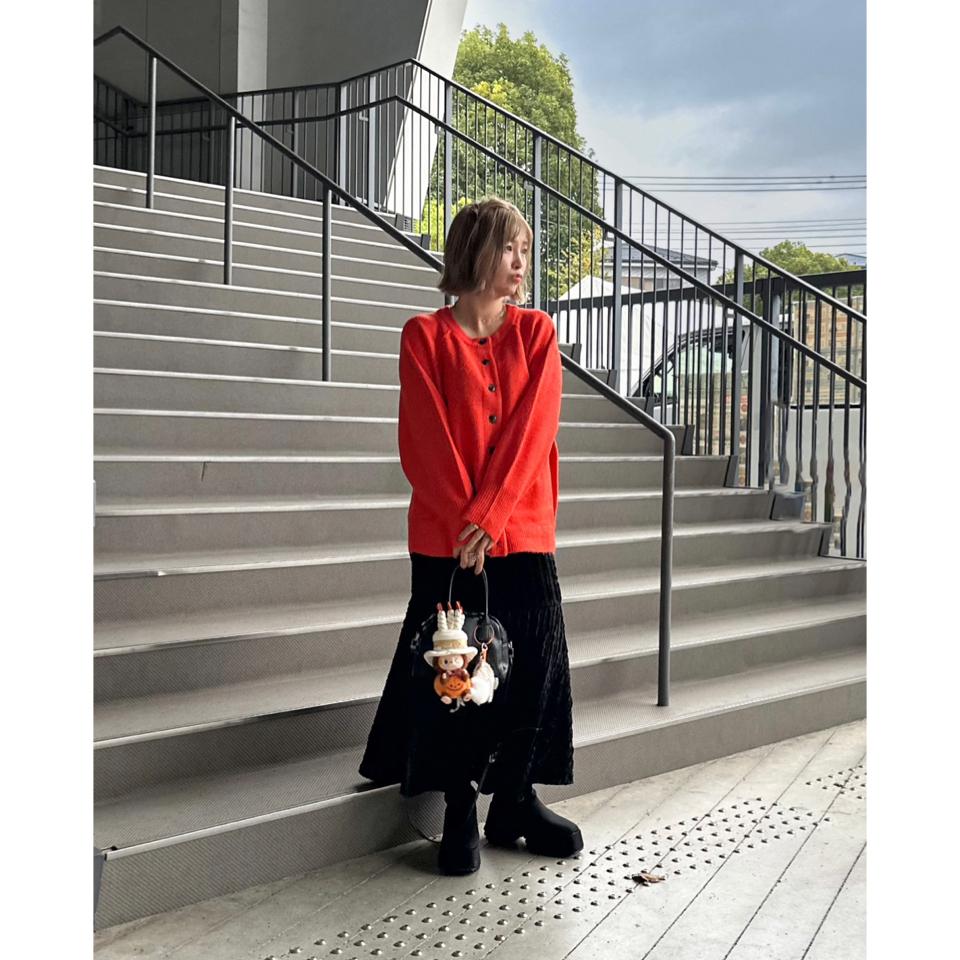 {{.FirstItem.Brand.Name}}({{.FirstItem.Brand.NameKana}})の「{{.FirstItem.Name}}」を使った{{.PostType}}