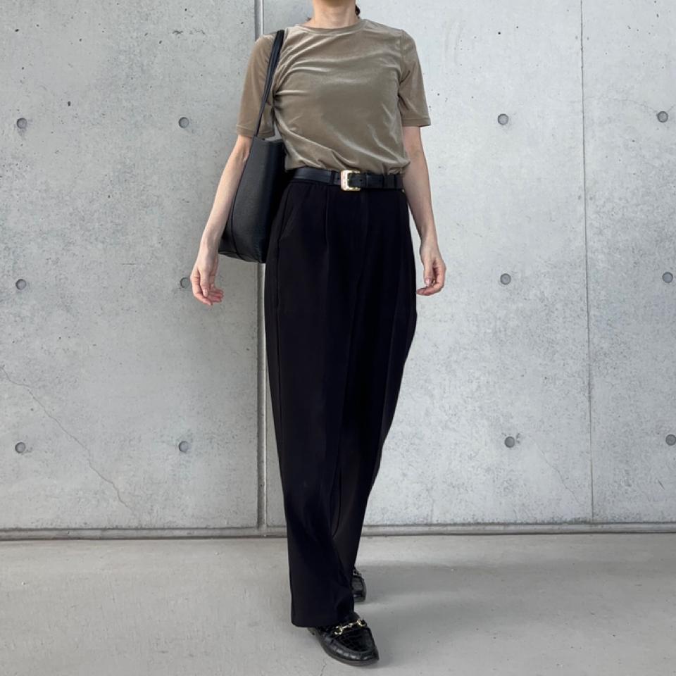 {{.FirstItem.Brand.Name}}({{.FirstItem.Brand.NameKana}})の「{{.FirstItem.Name}}」を使った{{.PostType}}