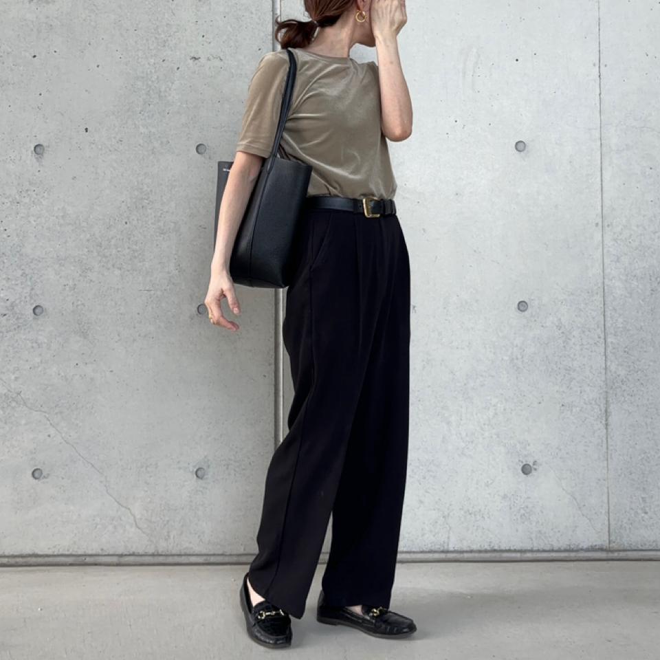 {{.FirstItem.Brand.Name}}({{.FirstItem.Brand.NameKana}})の「{{.FirstItem.Name}}」を使った{{.PostType}}