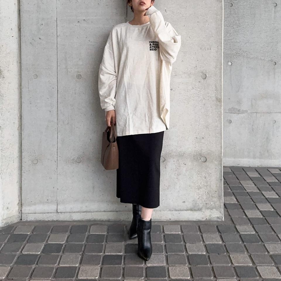 {{.FirstItem.Brand.Name}}({{.FirstItem.Brand.NameKana}})の「{{.FirstItem.Name}}」を使った{{.PostType}}