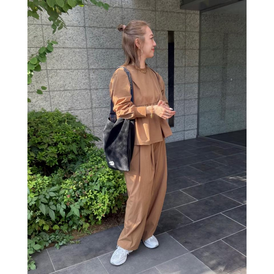 {{.FirstItem.Brand.Name}}({{.FirstItem.Brand.NameKana}})の「{{.FirstItem.Name}}」を使った{{.PostType}}