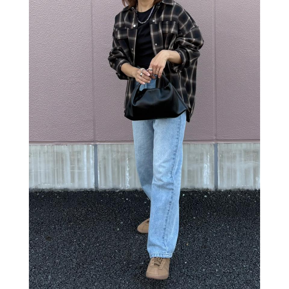 {{.FirstItem.Brand.Name}}({{.FirstItem.Brand.NameKana}})の「{{.FirstItem.Name}}」を使った{{.PostType}}