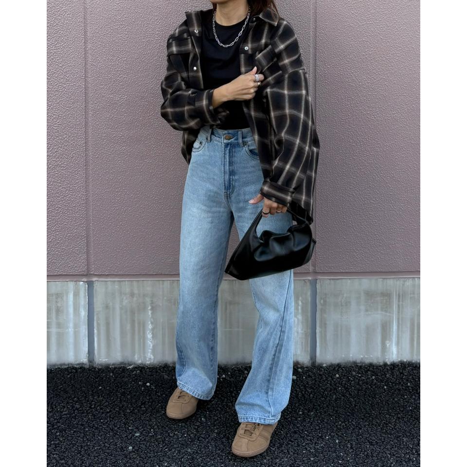 {{.FirstItem.Brand.Name}}({{.FirstItem.Brand.NameKana}})の「{{.FirstItem.Name}}」を使った{{.PostType}}