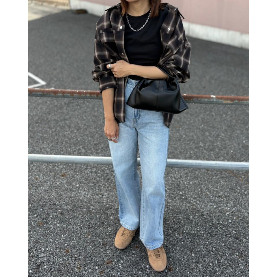 {{.FirstItem.Brand.Name}}({{.FirstItem.Brand.NameKana}})の「{{.FirstItem.Name}}」を使った{{.PostType}}