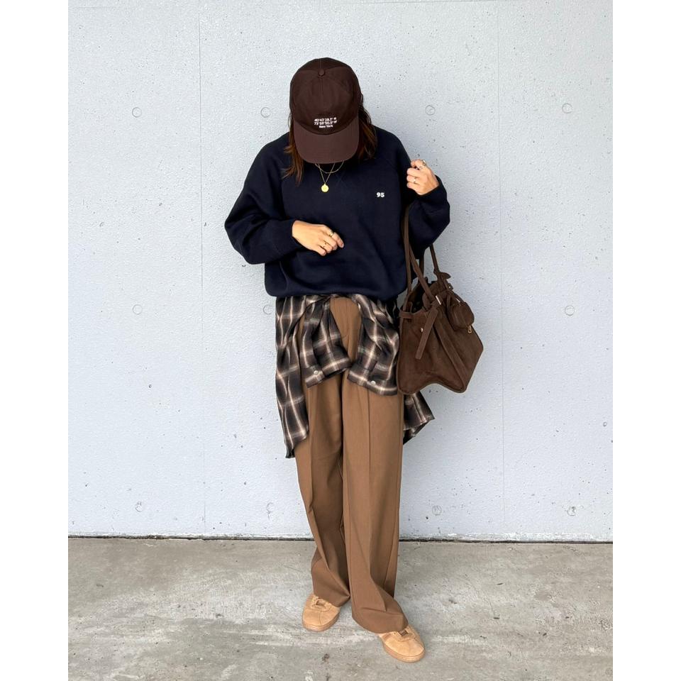 {{.FirstItem.Brand.Name}}({{.FirstItem.Brand.NameKana}})の「{{.FirstItem.Name}}」を使った{{.PostType}}